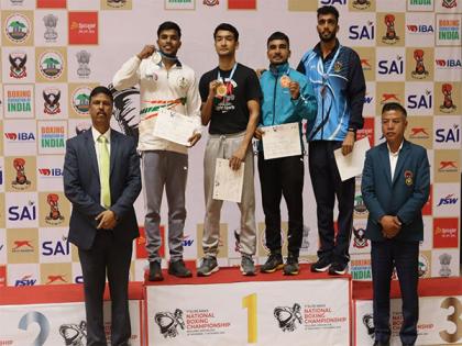 Amit Panghal, Shiva Thapa clinch gold at the 7th Elite Men's National Boxing Championships | Amit Panghal, Shiva Thapa clinch gold at the 7th Elite Men's National Boxing Championships