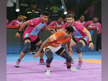 Aslam stars on captaincy debut as Puneri Paltan stun defending champions Jaipur Pink Panthers | Aslam stars on captaincy debut as Puneri Paltan stun defending champions Jaipur Pink Panthers Aslam stars on captaincy debut as Puneri Paltan stun defending champions Jaipur Pink Panthers | Aslam stars on captaincy debut as Puneri Paltan stun defending champions Jaipur Pink Panthers