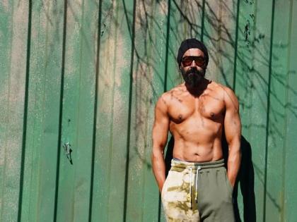 Bobby Deol flaunts his toned body in latest pictures | Bobby Deol flaunts his toned body in latest pictures Bobby Deol flaunts his toned body in latest pictures | Bobby Deol flaunts his toned body in latest pictures