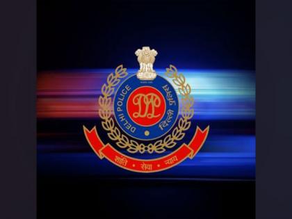 Delhi Police registers case after Singapore envoy flags car bearing fake embassy number plate | Delhi Police registers case after Singapore envoy flags car bearing fake embassy number plate Delhi Police registers case after Singapore envoy flags car bearing fake embassy number plate | Delhi Police registers case after Singapore envoy flags car bearing fake embassy number plate