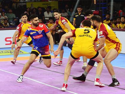 U.P. Yoddhas beat Telugu Titans to record second straight win in PKL Season 10 | U.P. Yoddhas beat Telugu Titans to record second straight win in PKL Season 10 U.P. Yoddhas beat Telugu Titans to record second straight win in PKL Season 10 | U.P. Yoddhas beat Telugu Titans to record second straight win in PKL Season 10
