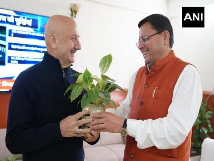 Anupam Kher meets Uttarakhand CM Pushkar Singh Dhami | Anupam Kher meets Uttarakhand CM Pushkar Singh Dhami Anupam Kher meets Uttarakhand CM Pushkar Singh Dhami | Anupam Kher meets Uttarakhand CM Pushkar Singh Dhami