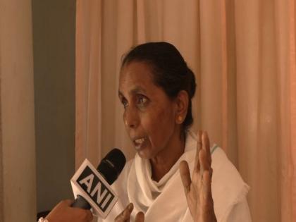 "Expecting them to forgive my daughter": Nimisha Priya's mother on court allowing her to visit her imprisoned daughter in Yemen | "Expecting them to forgive my daughter": Nimisha Priya's mother on court allowing her to visit her imprisoned daughter in Yemen "Expecting them to forgive my daughter": Nimisha Priya's mother on court allowing her to visit her imprisoned daughter in Yemen | "Expecting them to forgive my daughter": Nimisha Priya's mother on court allowing her to visit her imprisoned daughter in Yemen