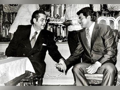 Dharmendra remembers Raj Kapoor on his 99th birth anniversary, shares throwback picture | Dharmendra remembers Raj Kapoor on his 99th birth anniversary, shares throwback picture Dharmendra remembers Raj Kapoor on his 99th birth anniversary, shares throwback picture | Dharmendra remembers Raj Kapoor on his 99th birth anniversary, shares throwback picture