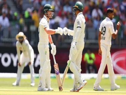 Warner's carnage in Perth leaves Pakistan baffled as Australia post 117 in first session (Day 1, Lunch) | Warner's carnage in Perth leaves Pakistan baffled as Australia post 117 in first session (Day 1, Lunch)