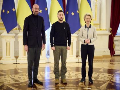 European Union greenlights membership talks with Ukraine, Moldova; Zelenskyy terms it "victory" | European Union greenlights membership talks with Ukraine, Moldova; Zelenskyy terms it "victory" European Union greenlights membership talks with Ukraine, Moldova; Zelenskyy terms it "victory" | European Union greenlights membership talks with Ukraine, Moldova; Zelenskyy terms it "victory"