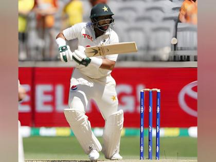 Pakistan six down as Aussies strike telling blows, visitors trail by 284 runs (Day 3, Lunch) | Pakistan six down as Aussies strike telling blows, visitors trail by 284 runs (Day 3, Lunch)
