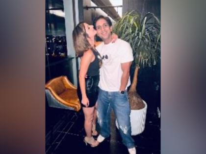 "You are the greatest GIFT to me": Sussanne Khan shares special birthday wish for boyfriend Arslan Goni | "You are the greatest GIFT to me": Sussanne Khan shares special birthday wish for boyfriend Arslan Goni "You are the greatest GIFT to me": Sussanne Khan shares special birthday wish for boyfriend Arslan Goni | "You are the greatest GIFT to me": Sussanne Khan shares special birthday wish for boyfriend Arslan Goni