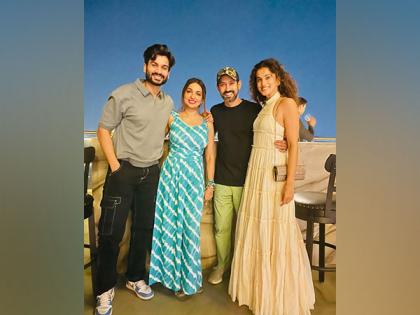 Taapsee Pannu, Vikrant Massey celebrate wrap of 'Phir Aayi Haseen Dilruba' | Taapsee Pannu, Vikrant Massey celebrate wrap of 'Phir Aayi Haseen Dilruba' Taapsee Pannu, Vikrant Massey celebrate wrap of 'Phir Aayi Haseen Dilruba' | Taapsee Pannu, Vikrant Massey celebrate wrap of 'Phir Aayi Haseen Dilruba'