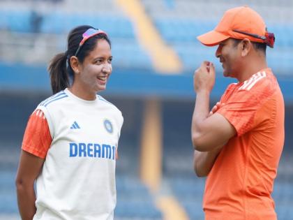 Australia skipper Alyssa Healy wins toss, opts to bat against India in one-off Test | Australia skipper Alyssa Healy wins toss, opts to bat against India in one-off Test