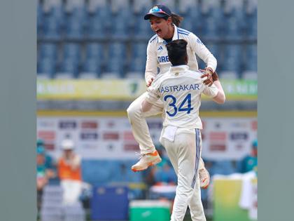 India scalp four, put Australia women's team in tough spot in one-off Test (Day 1, Lunch) | India scalp four, put Australia women's team in tough spot in one-off Test (Day 1, Lunch)