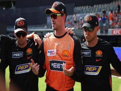 Perth Scorchers captain Ashton Turner ruled out of BBL following knee surgery | Perth Scorchers captain Ashton Turner ruled out of BBL following knee surgery
