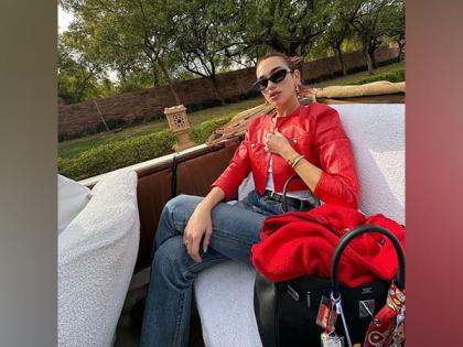 Dua Lipa shares pictures from Rajasthan, fans ask if she is in India | Dua Lipa shares pictures from Rajasthan, fans ask if she is in India Dua Lipa shares pictures from Rajasthan, fans ask if she is in India | Dua Lipa shares pictures from Rajasthan, fans ask if she is in India