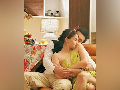 Alia shares lovey-dovey picture with hubby Ranbir from their Christmas celebration, says "Grateful for this..." | Alia shares lovey-dovey picture with hubby Ranbir from their Christmas celebration, says "Grateful for this..." Alia shares lovey-dovey picture with hubby Ranbir from their Christmas celebration, says "Grateful for this..." | Alia shares lovey-dovey picture with hubby Ranbir from their Christmas celebration, says "Grateful for this..."