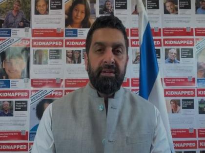 "All workers, diplomats safe": Israeli deputy ambassador over 'blast' near embassy in Delhi | "All workers, diplomats safe": Israeli deputy ambassador over 'blast' near embassy in Delhi "All workers, diplomats safe": Israeli deputy ambassador over 'blast' near embassy in Delhi | "All workers, diplomats safe": Israeli deputy ambassador over 'blast' near embassy in Delhi