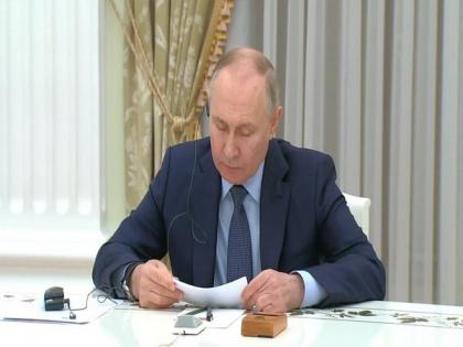 PM Modi "willing to do his utmost" to resolve Russia-Ukraine issue by "peaceful means": Putin | PM Modi "willing to do his utmost" to resolve Russia-Ukraine issue by "peaceful means": Putin