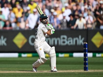 AUS vs PAK, 2nd Test: Third umpire gets stuck in lift, second session of day three faces temporary delay | AUS vs PAK, 2nd Test: Third umpire gets stuck in lift, second session of day three faces temporary delay