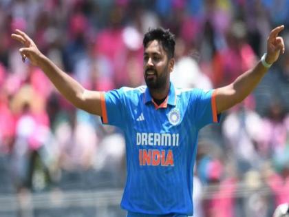 Avesh Khan replaces Mohammed Shami in India's squad for 2nd Test against South Africa | Avesh Khan replaces Mohammed Shami in India's squad for 2nd Test against South Africa