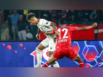ISL: FC Goa held to 1-1 draw by NorthEast United FCISL: FC Goa held to 1-1 draw by NorthEast United FC | ISL: FC Goa held to 1-1 draw by NorthEast United FCISL: FC Goa held to 1-1 draw by NorthEast United FC ISL: FC Goa held to 1-1 draw by NorthEast United FCISL: FC Goa held to 1-1 draw by NorthEast United FC | ISL: FC Goa held to 1-1 draw by NorthEast United FCISL: FC Goa held to 1-1 draw by NorthEast United FC