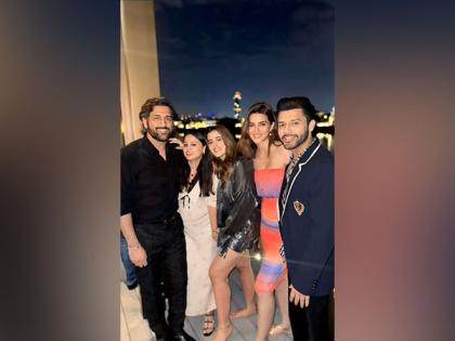Kriti, Nupur Sanon, MS Dhoni party together ahead of New Year | Kriti, Nupur Sanon, MS Dhoni party together ahead of New Year Kriti, Nupur Sanon, MS Dhoni party together ahead of New Year | Kriti, Nupur Sanon, MS Dhoni party together ahead of New Year