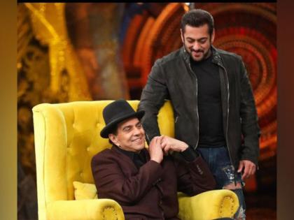 Dharmendra all set to join Salman Khan on 'Bigg Boss 17' | Dharmendra all set to join Salman Khan on 'Bigg Boss 17'