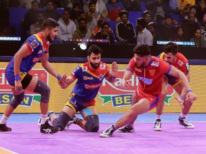 PKL: Dabang Delhi defeat UP Yoddhas to move into top six of points table | PKL: Dabang Delhi defeat UP Yoddhas to move into top six of points table