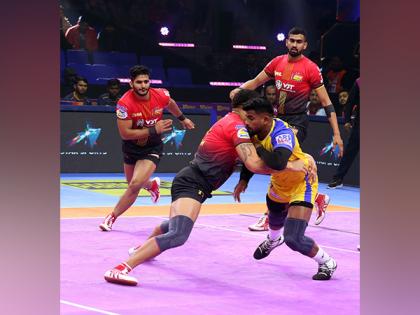 PKL: Bharat earns super 10 as Bengaluru Bulls prevail over Tamil Thalaivas | PKL: Bharat earns super 10 as Bengaluru Bulls prevail over Tamil Thalaivas PKL: Bharat earns super 10 as Bengaluru Bulls prevail over Tamil Thalaivas | PKL: Bharat earns super 10 as Bengaluru Bulls prevail over Tamil Thalaivas