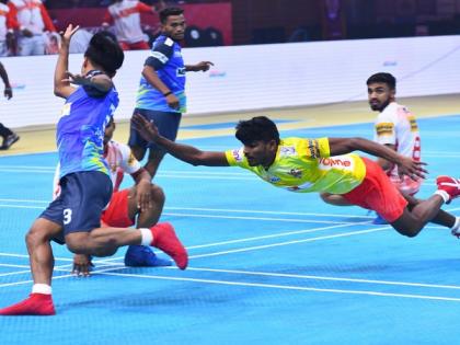 Chennai Quick Guns inflict first defeat on Gujarat Giants in Ultimate Kho Kho Season 2 | Chennai Quick Guns inflict first defeat on Gujarat Giants in Ultimate Kho Kho Season 2
