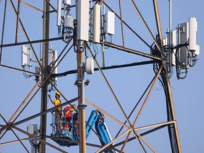 Vodafone Idea clarifies not in any discussion with Musk-owned Starlink | Vodafone Idea clarifies not in any discussion with Musk-owned Starlink Vodafone Idea clarifies not in any discussion with Musk-owned Starlink | Vodafone Idea clarifies not in any discussion with Musk-owned Starlink