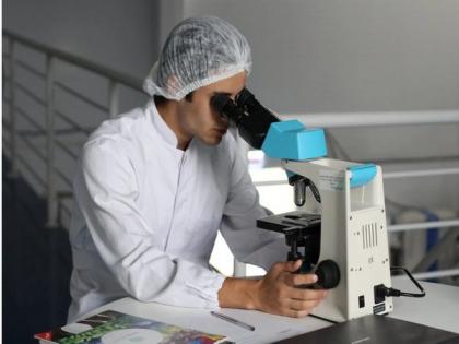 Research suggests healthy omega-3 fats may slow deadly pulmonary fibrosis | Research suggests healthy omega-3 fats may slow deadly pulmonary fibrosis Research suggests healthy omega-3 fats may slow deadly pulmonary fibrosis | Research suggests healthy omega-3 fats may slow deadly pulmonary fibrosis