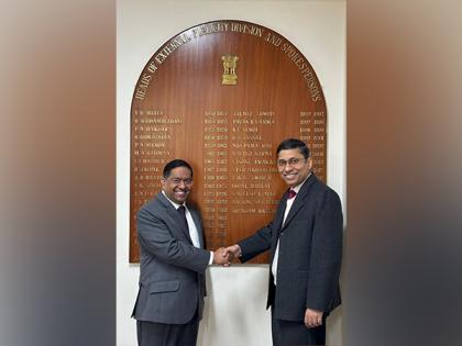 MEA spokesperson Arindam Bagchi passes on baton to Randhir Jaiswal | MEA spokesperson Arindam Bagchi passes on baton to Randhir Jaiswal MEA spokesperson Arindam Bagchi passes on baton to Randhir Jaiswal | MEA spokesperson Arindam Bagchi passes on baton to Randhir Jaiswal