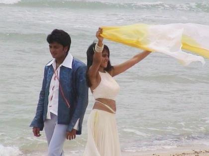 Riteish Deshmukh celebrates 21 years of his debut movie 'Tujhe Meri Kasam' | Riteish Deshmukh celebrates 21 years of his debut movie 'Tujhe Meri Kasam' Riteish Deshmukh celebrates 21 years of his debut movie 'Tujhe Meri Kasam' | Riteish Deshmukh celebrates 21 years of his debut movie 'Tujhe Meri Kasam'