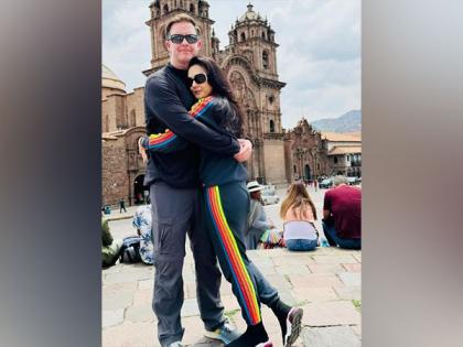 Preity Zinta in "Tourist mode," shares pic with 'Pati Parmeshwar' | Preity Zinta in "Tourist mode," shares pic with 'Pati Parmeshwar'