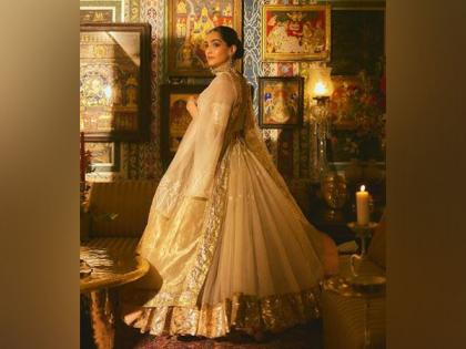 "Being woman is wondrous thing": Sonam Kapoor on her postpartum journey | "Being woman is wondrous thing": Sonam Kapoor on her postpartum journey "Being woman is wondrous thing": Sonam Kapoor on her postpartum journey | "Being woman is wondrous thing": Sonam Kapoor on her postpartum journey