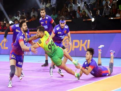 Dabang Delhi KC stop Patna Pirates second half comeback to win in PKL Season 10 | Dabang Delhi KC stop Patna Pirates second half comeback to win in PKL Season 10