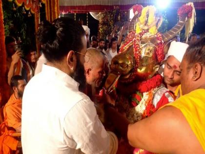 Rishab Shetty attends Daiva Kola festivities in Mangalore | Rishab Shetty attends Daiva Kola festivities in Mangalore Rishab Shetty attends Daiva Kola festivities in Mangalore | Rishab Shetty attends Daiva Kola festivities in Mangalore