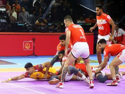 PKL: Deepak helps Gujarat Giants register comeback win over Telugu Titans | PKL: Deepak helps Gujarat Giants register comeback win over Telugu Titans PKL: Deepak helps Gujarat Giants register comeback win over Telugu Titans | PKL: Deepak helps Gujarat Giants register comeback win over Telugu Titans