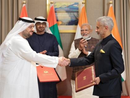 India, UAE sign MoUs in presence of PM Modi, UAE President | India, UAE sign MoUs in presence of PM Modi, UAE President India, UAE sign MoUs in presence of PM Modi, UAE President | India, UAE sign MoUs in presence of PM Modi, UAE President