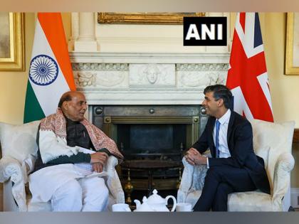 Defence Minister Rajnath Singh meets UK PM Rishi Sunak in London | Defence Minister Rajnath Singh meets UK PM Rishi Sunak in London