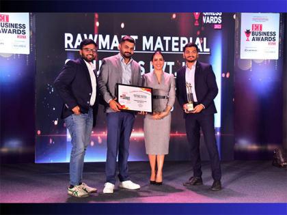 Rawmart Co-founder & CEO Shrenik Bora, felicitated at ET Business Awards 2023 | Rawmart Co-founder & CEO Shrenik Bora, felicitated at ET Business Awards 2023