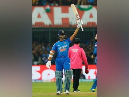 Jaiswal, Shivam Dube's fireworks at Holkar Stadium power India to 6-wicket win over Afghanistan in 2nd T20I | Jaiswal, Shivam Dube's fireworks at Holkar Stadium power India to 6-wicket win over Afghanistan in 2nd T20I
