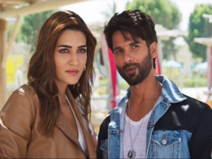 'Teri Baaton Mein Aisa Uljha Jiya' trailer: Shahid falls in love with Kriti's character robot | 'Teri Baaton Mein Aisa Uljha Jiya' trailer: Shahid falls in love with Kriti's character robot 'Teri Baaton Mein Aisa Uljha Jiya' trailer: Shahid falls in love with Kriti's character robot | 'Teri Baaton Mein Aisa Uljha Jiya' trailer: Shahid falls in love with Kriti's character robot
