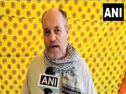 "Has appearance of dham": German seer hails 'development explosion' in Ayodhya | "Has appearance of dham": German seer hails 'development explosion' in Ayodhya "Has appearance of dham": German seer hails 'development explosion' in Ayodhya | "Has appearance of dham": German seer hails 'development explosion' in Ayodhya