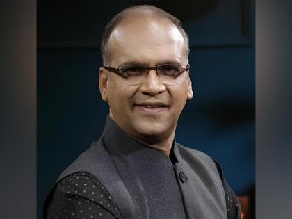 Trade Analyst Komal Nahta supports the film 'Hero Heeroine' which has a message for youth | Trade Analyst Komal Nahta supports the film 'Hero Heeroine' which has a message for youth