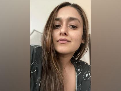 Ileana D'Cruz shares no-makeup selfie, reveals reason behind her "raccoon eyes"Ileana D'Cruz shares no-makeup selfie, reveals reason behind her "raccoon eyes" | Ileana D'Cruz shares no-makeup selfie, reveals reason behind her "raccoon eyes"Ileana D'Cruz shares no-makeup selfie, reveals reason behind her "raccoon eyes" Ileana D'Cruz shares no-makeup selfie, reveals reason behind her "raccoon eyes"Ileana D'Cruz shares no-makeup selfie, reveals reason behind her "raccoon eyes" | Ileana D'Cruz shares no-makeup selfie, reveals reason behind her "raccoon eyes"Ileana D'Cruz shares no-makeup selfie, reveals reason behind her "raccoon eyes"