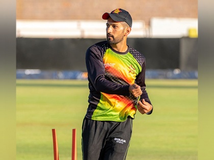 Trying to guide youngsters as much as possible: Dubai Capitals' Sikandar Raza | Trying to guide youngsters as much as possible: Dubai Capitals' Sikandar Raza
