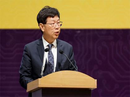 Foxconn CEO Young Liu honoured with Padma Bhushan | Foxconn CEO Young Liu honoured with Padma Bhushan