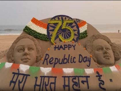 Sudarsan Pattnaik make 'Tiranga' with capsicum, orange to mark 75th Republic Day | Sudarsan Pattnaik make 'Tiranga' with capsicum, orange to mark 75th Republic Day Sudarsan Pattnaik make 'Tiranga' with capsicum, orange to mark 75th Republic Day | Sudarsan Pattnaik make 'Tiranga' with capsicum, orange to mark 75th Republic Day
