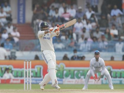 Jadeja's surge puts India in commanding position of 1st Test against England (Day 2, Stumps) | Jadeja's surge puts India in commanding position of 1st Test against England (Day 2, Stumps)