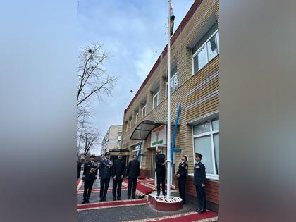 75th R-Day: Indian envoy to Ukraine unfurls Tricolour in Kyiv | 75th R-Day: Indian envoy to Ukraine unfurls Tricolour in Kyiv 75th R-Day: Indian envoy to Ukraine unfurls Tricolour in Kyiv | 75th R-Day: Indian envoy to Ukraine unfurls Tricolour in Kyiv